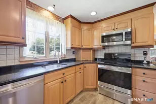 78 Wesleyan Rd, Glastonbury, CT 06033 - Photo 8