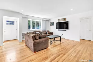 46 Waller Rd, Bridgeport, CT 06606 - Photo 6