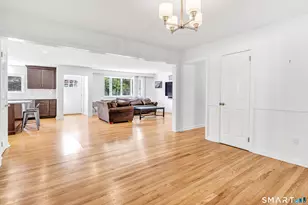 46 Waller Rd, Bridgeport, CT 06606 - Photo 12