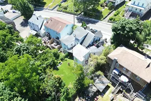 15 Spring Hill Ave, Norwalk, CT 06850 - Photo 10