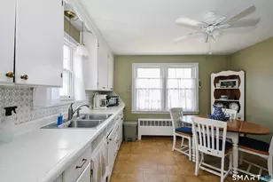 610 Middle Turnpike W, Manchester, CT 06040 - Photo 10