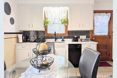 50 Union Street, Shelton, CT 06484 - Photo 12