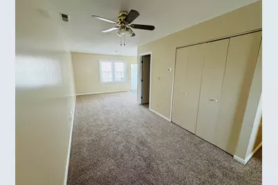 40 Cornerstone Court #26, Southington, CT 06479 - Photo 4