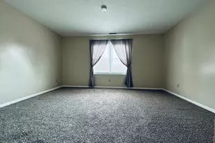 40 Cornerstone Ct, Southington, CT 06479 - Photo 12