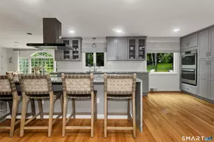 145 Beacon Hill Dr, West Hartford, CT 06117 - Photo 8