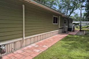 11 Eastview Rd, Southington, CT 06489 - Photo 2