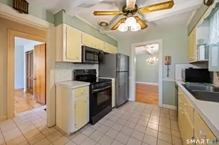 39 Central Ave, West Haven, CT 06516 - Photo 14