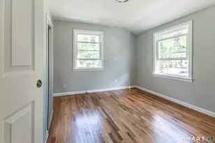 163-165 Woodlawn Cir, East Hartford, CT 06108 - Photo 10