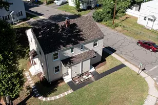 163-165 Woodlawn Cir, East Hartford, CT 06108 - Photo 2