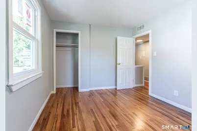 163-165 Woodlawn Circle, East Hartford, CT 06108 - Photo 8