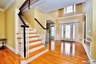 1 Leghorn Ln, Cromwell, CT 06416 - Photo 4