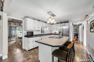 55 Spruceland Rd, Enfield, CT 06082 - Photo 4