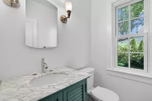 36 Pearl St, Groton, CT 06355 - Photo 28