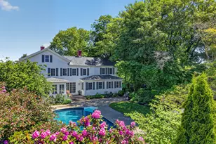 36 Pearl St, Groton, CT 06355 - Photo 2