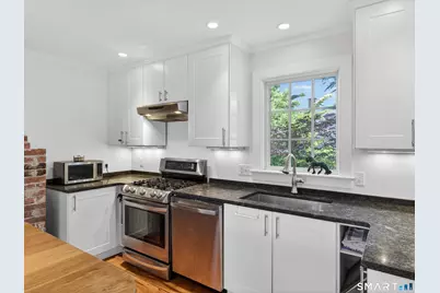 36 Pearl Street, Groton, CT 06355 - Photo 8