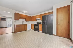 3211 E Main St, Waterbury, CT 06705 - Photo 8