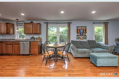 20 Highland Avenue, Woodbridge, CT 06525 - Photo 8