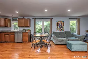20 Highland Ave, Woodbridge, CT 06525 - Photo 8