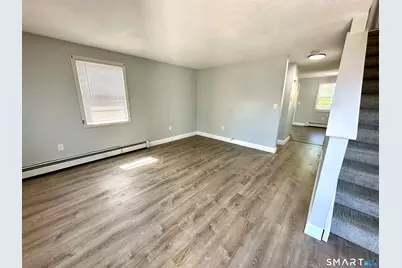 49 Whitworth Street, Enfield, CT 06082 - Photo 6