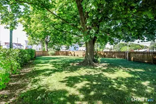 295 Nichols Ave, Stratford, CT 06614 - Photo 28