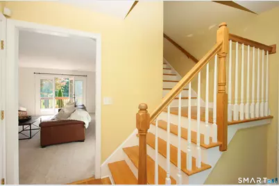 4 Meadow Road, Newtown, CT 06470 - Photo 6