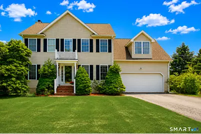 4 Meadow Road, Newtown, CT 06470 - Photo 2
