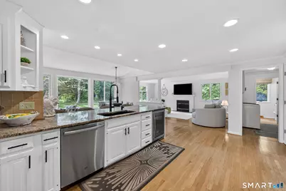 7 Echo Lane, Simsbury, CT 06070 - Photo 6