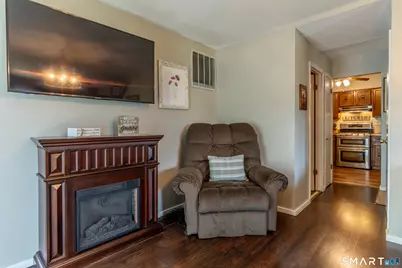 94 Cottonwood Road #94, Newington, CT 06111 - Photo 8