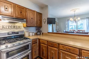 94 Cottonwood Rd, Newington, CT 06111 - Photo 10