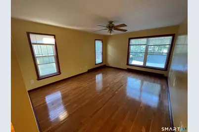 11 Button Street, New Haven, CT 06519 - Photo 8