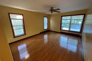 11 Button St, New Haven, CT 06519 - Photo 8