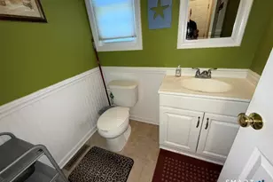 17 Mourning Dove Cir, New Haven, CT 06513 - Photo 8
