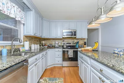 435 West Shepard Avenue, Hamden, CT 06514 - Photo 14