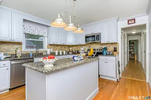435 W Shepard Ave, Hamden, CT 06514 - Photo 12