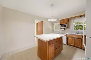151 Braemar Dr, Cheshire, CT 06410 - Photo 8