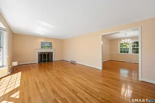151 Braemar Dr, Cheshire, CT 06410 - Photo 2