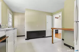 120 Mapleside Dr, Wethersfield, CT 06109 - Photo 10