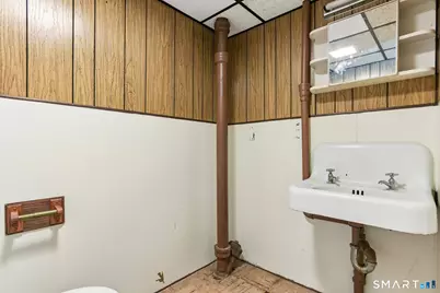 120 Mapleside Drive, Wethersfield, CT 06109 - Photo 24