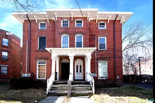 189 Sigourney St, Hartford, CT 06106 - Photo 2