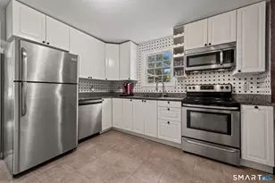 25 Douglas Dr, Meriden, CT 06451 - Photo 12