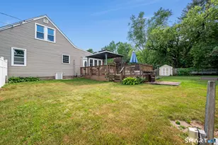 25 Douglas Dr, Meriden, CT 06451 - Photo 38