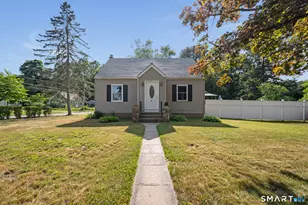 25 Douglas Dr, Meriden, CT 06451 - Photo 1