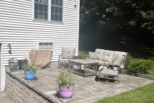 573 Hill St, Hamden, CT 06514 - Photo 28