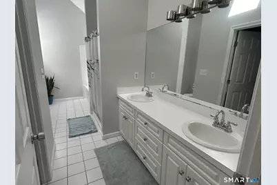 573 Hill Street, Hamden, CT 06514 - Photo 16