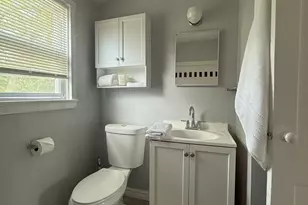 43 Pioneer Cir, Manchester, CT 06040 - Photo 10