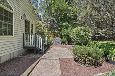 425 Sonstrom Road, Bristol, CT 06010 - Photo 24