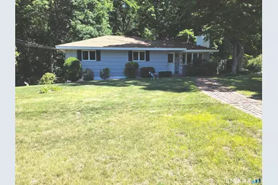 54 Hemlock Ridge, Cheshire, CT 06410 - Photo 2