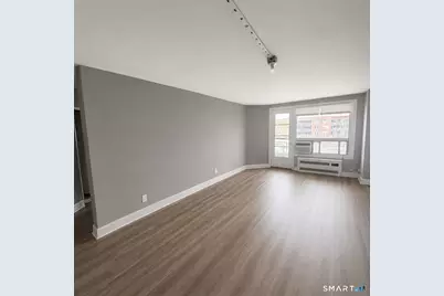 71 Strawberry Hill Avenue #1015, Stamford, CT 06902 - Photo 4