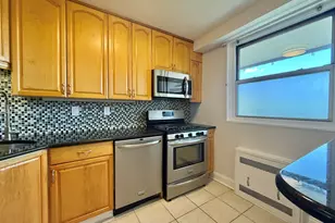 71 Strawberry Hill Ave, Stamford, CT 06902 - Photo 8