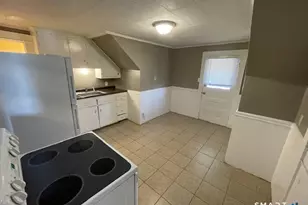 132-134 Gridley St, Bristol, CT 06010 - Photo 6